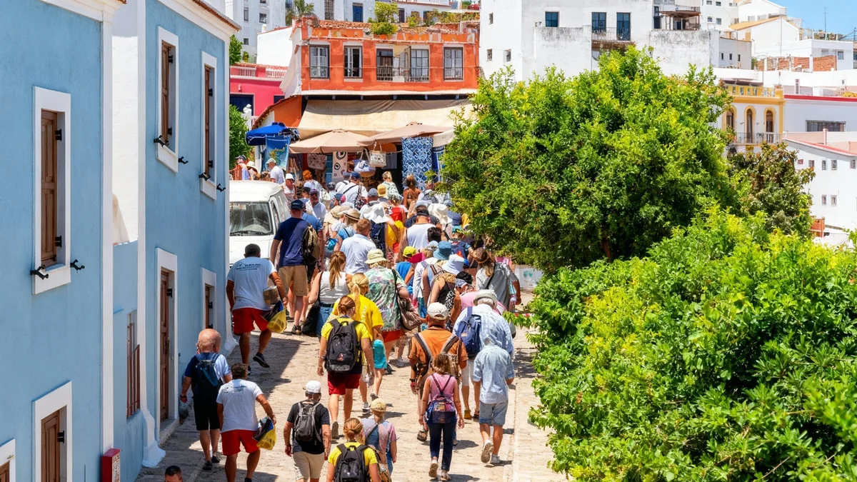 Greek Islands Face Tourism Infrastructure Strain