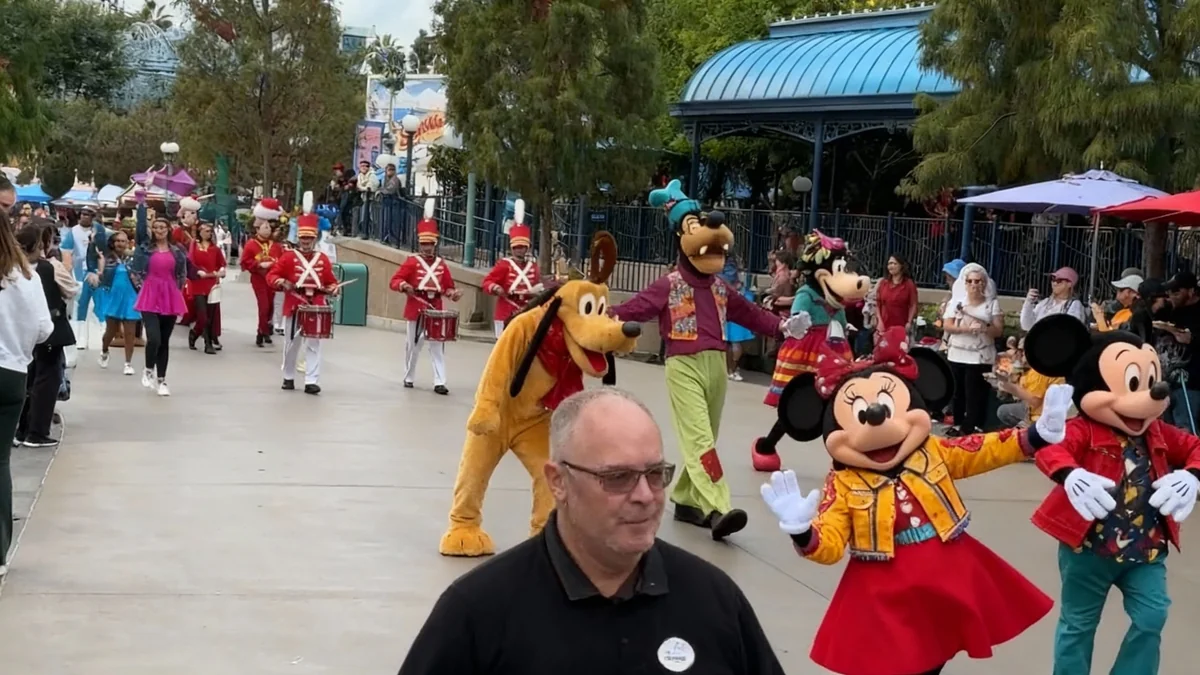 Mickey's Happy Holidays Cavalcade Returns to California Adventure